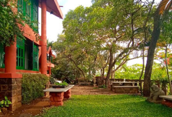 https://arushiprojects.com/wp-content/uploads/2021/10/hospitality-6-350x239.jpg