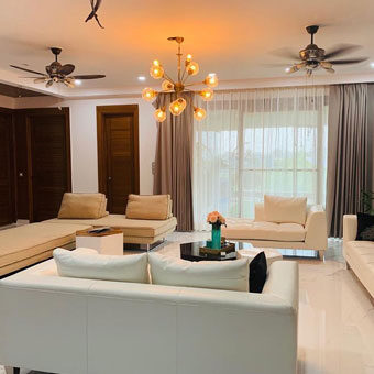 https://arushiprojects.com/wp-content/uploads/2021/11/interiordesign-06-340x340.jpg
